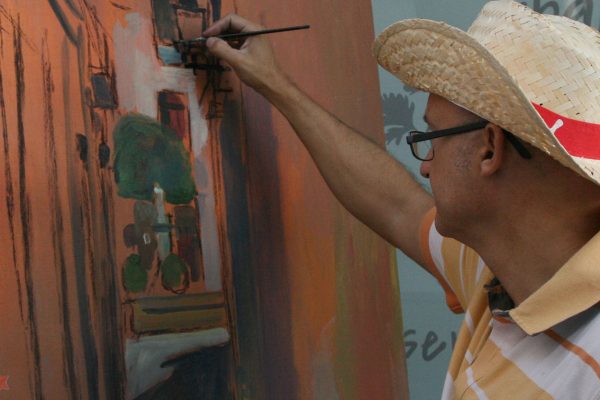 Joaquín Domínguez pintando