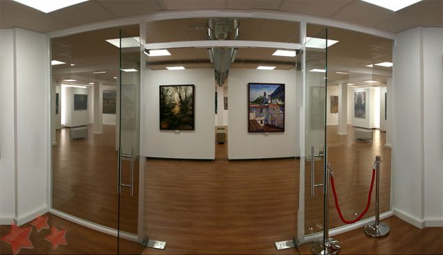 Entrada nueva Sala de Exposiciones del Antiguo Mercado de Abastos