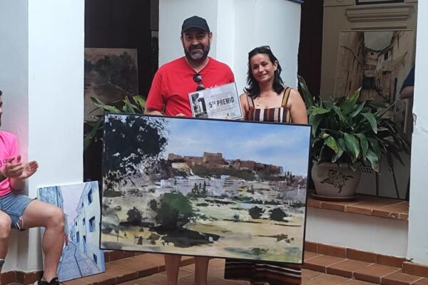 Entrega de premio a Paco Rojas en Ayora 2026