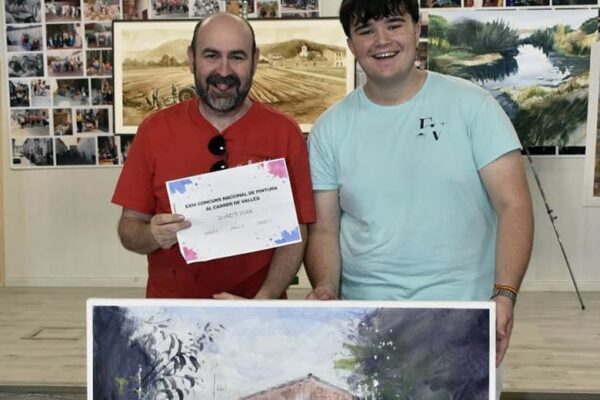 Premio para Paco Rojas en Vallés